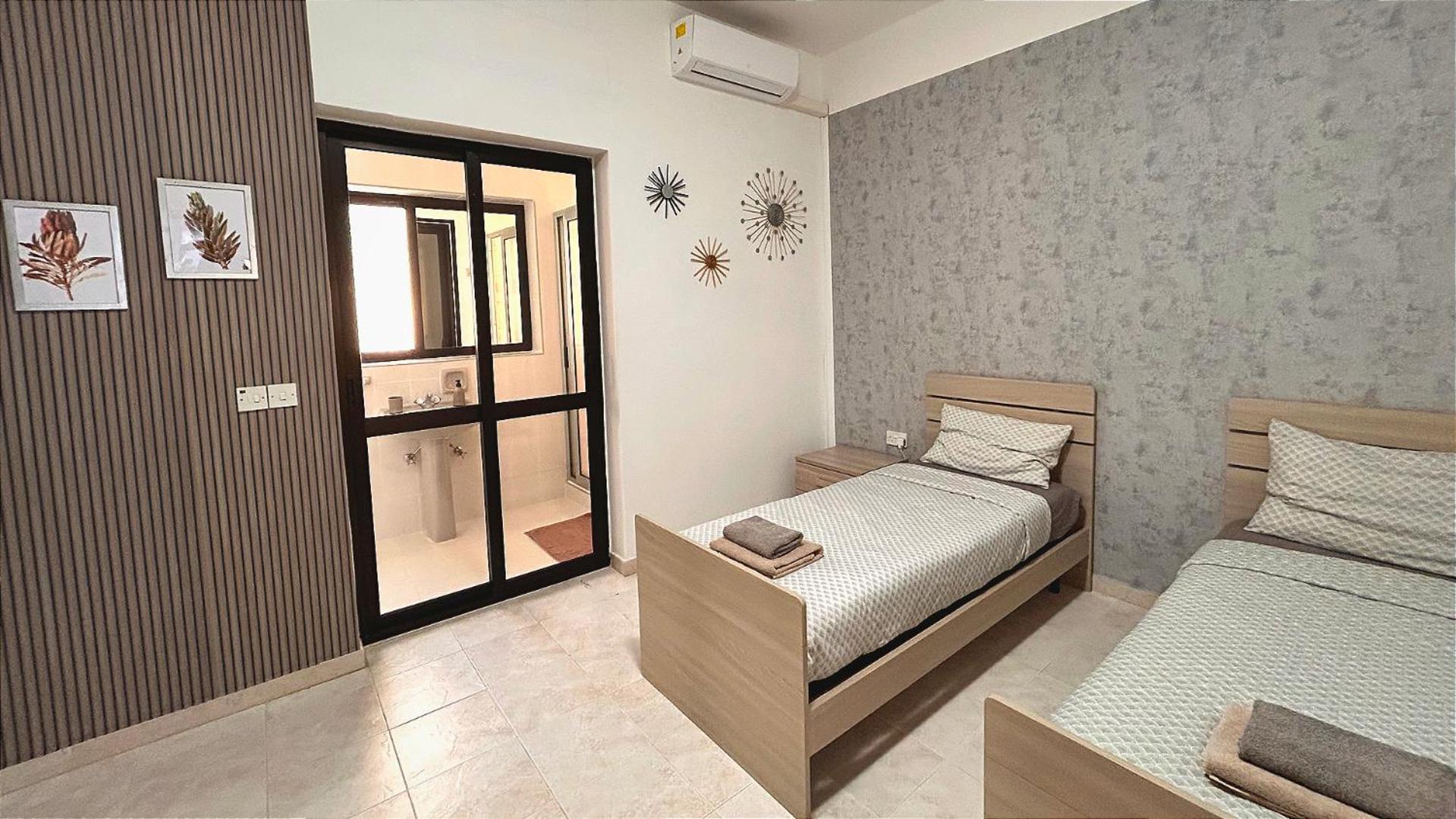 Arzella Apartments Xlendi Esterno foto
